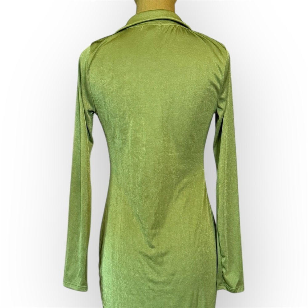 Green Ruched Button-Up Dress - Picture 6 of 6